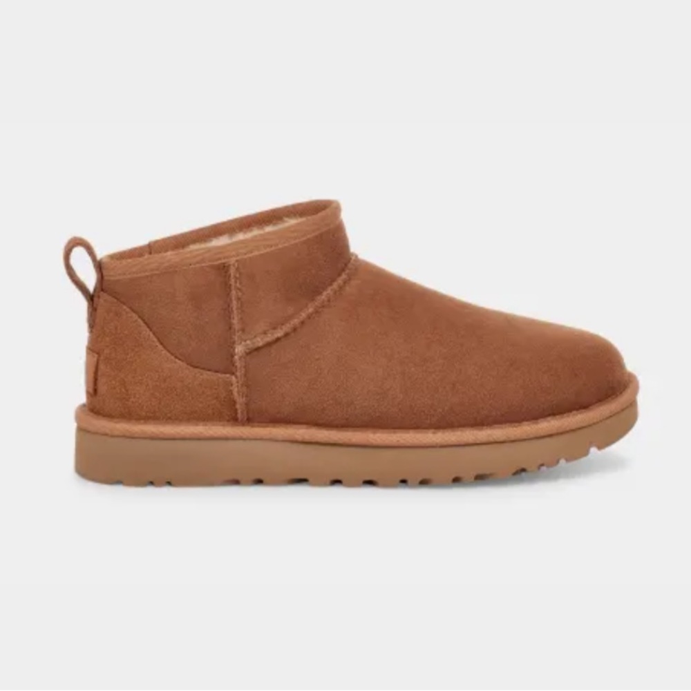UGG - CLASSIC ULTRA MINI - CHESTNUT - size 9
